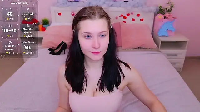 SarahStanley online show from April 2026 04:12:02 PM