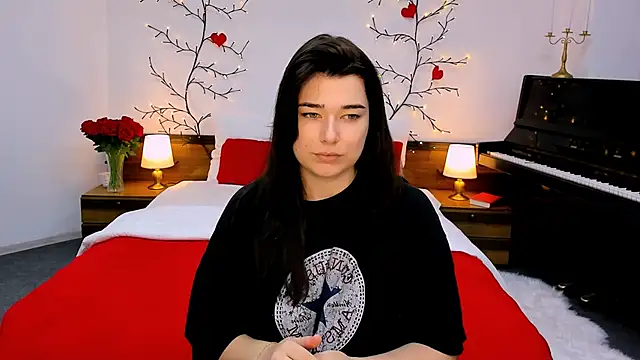 Snapshot of _Sun_Shy_ chatting on October 2025 09:18:02 AM Sun Shy online show from October 2025 09:18:02 AM