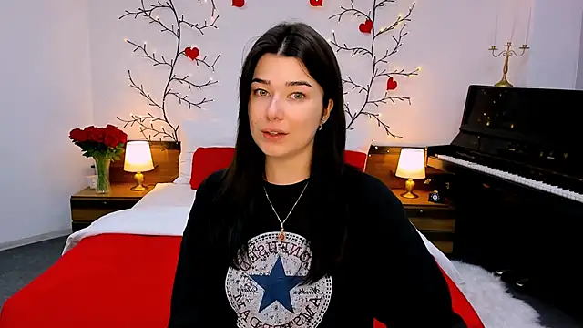 Snapshot of _Sun_Shy_ chatting on October 2025 01:21:01 PM Sun Shy online show from October 2025 01:21:01 PM