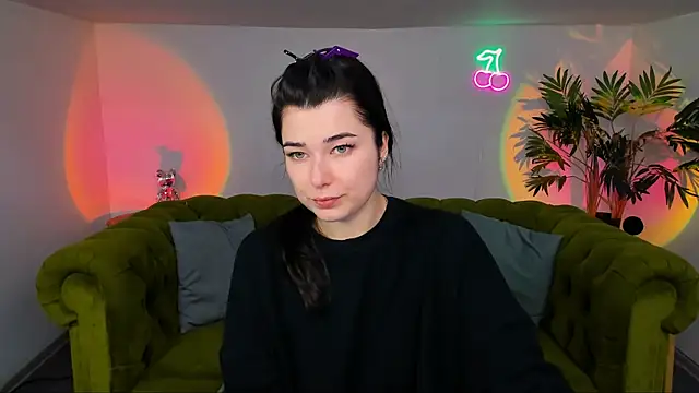 Snapshot of _Sun_Shy_ chatting on October 2025 06:28:01 AM Sun Shy online show from October 2025 06:28:01 AM