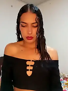 Lanna hott  online show from January 2025 06:53:02 PM