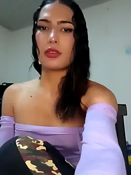 Lanna hott  online show from February 2025 06:48:02 PM