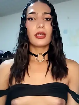 Lanna hott  online show from February 2025 01:47:02 AM