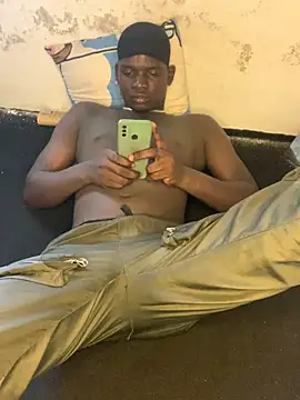 Snapshot of bad-boy-2002 chatting on March 2025 11:32:01 AM bad-boy-2002 online show from March 2025 11:32:01 AM