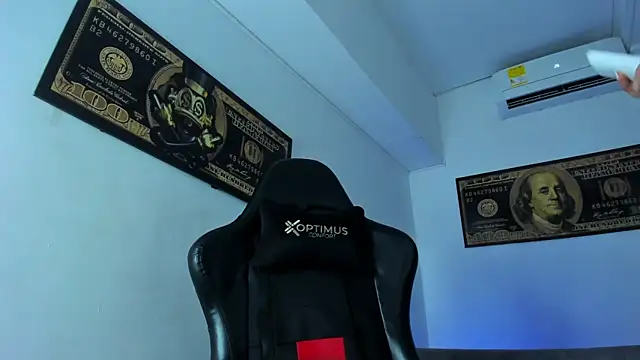 Snapshot of SaraRoy_ chatting on March 2025 12:22:02 PM SaraRoy online show from March 2025 12:22:02 PM