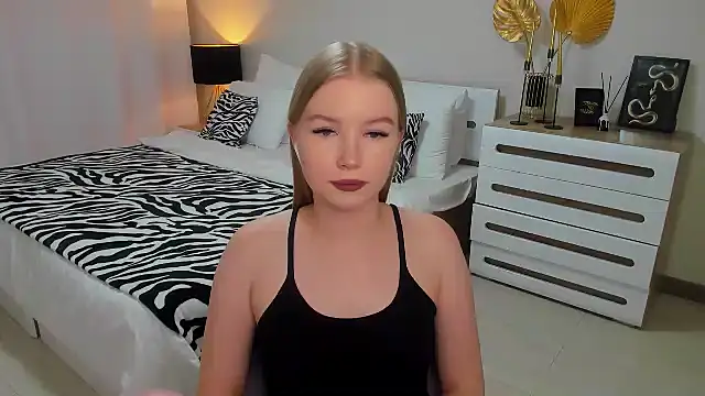 shy  lady online show from January 2025 01:11:02 AM