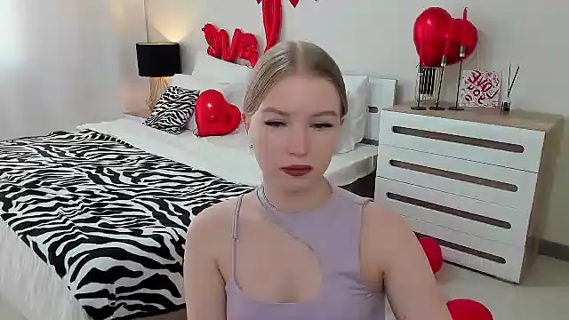 shy  lady online show from February 2025 10:19:01 AM