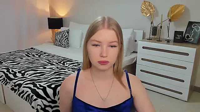 shy  lady online show from February 2025 06:19:01 PM