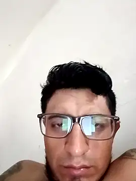 ale3J4a online show from October 2025 05:55:01 PM