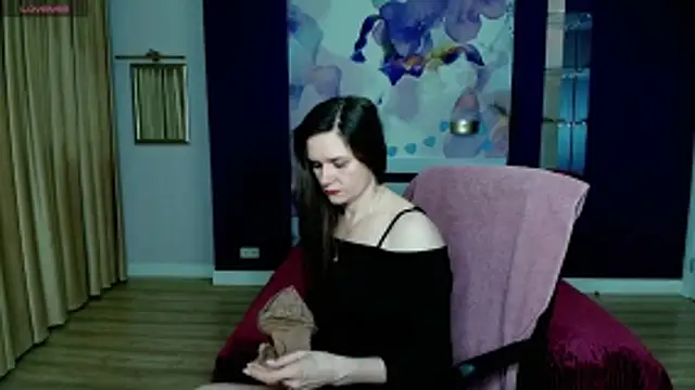 AriaGray online show from December 2025 02:57:02 PM