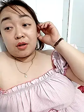 VyOanh2K online show from February 2025 05:05:02 PM