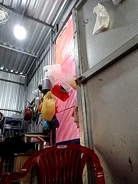 Snapshot of VyOanh2K chatting on March 2026 05:03:01 AM VyOanh2K online show from March 2026 05:03:01 AM