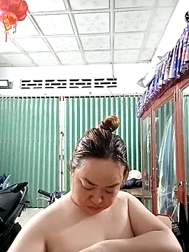 Snapshot of VyOanh2K chatting on March 2026 03:18:01 PM VyOanh2K online show from March 2026 03:18:01 PM