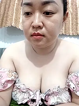 Snapshot of VyOanh2K chatting on March 2026 03:50:01 PM VyOanh2K online show from March 2026 03:50:01 PM