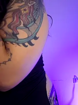 Snapshot of Aria_Bennett21 chatting on March 2026 05:44:01 AM Aria Bennett21 online show from March 2026 05:44:01 AM