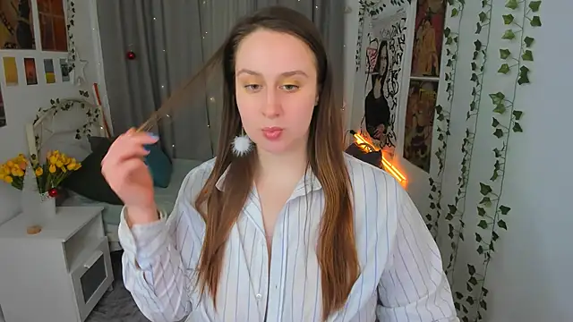 Lattea online show from December 2024 10:16:02 PM