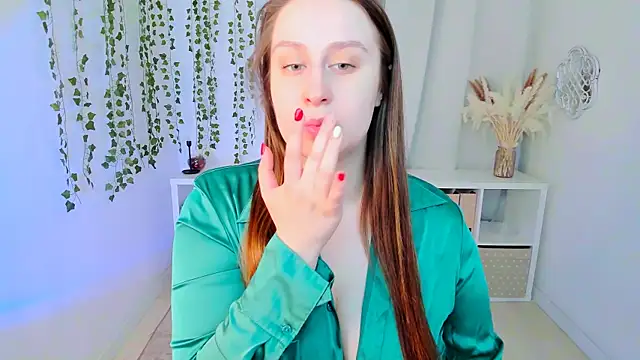 Lattea online show from March 2025 11:18:02 AM