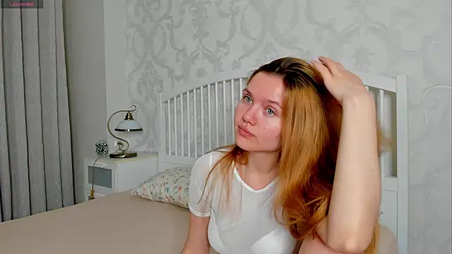 Snapshot of Eva__Lewis chatting on June 2026 06:52:02 AM Eva Lewis online show from June 2026 06:52:02 AM