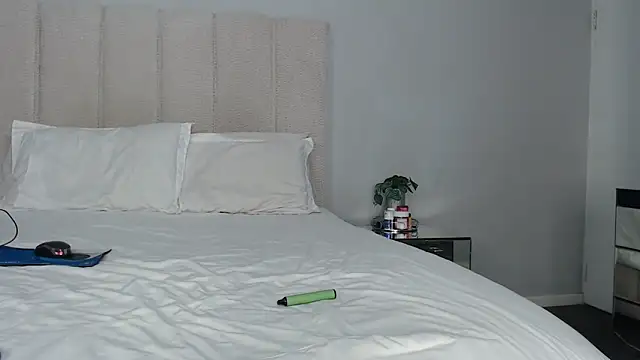 Pinkpyssy online show from May 2026 10:52:02 PM