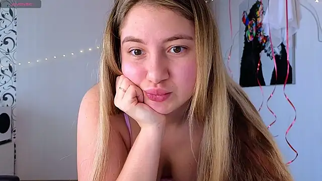 Snapshot of Yassyaaa chatting on February 2025 03:27:01 PM Yassyaaa online show from February 2025 03:27:01 PM