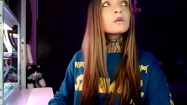 InesGold online show from February 2025 09:14:01 PM