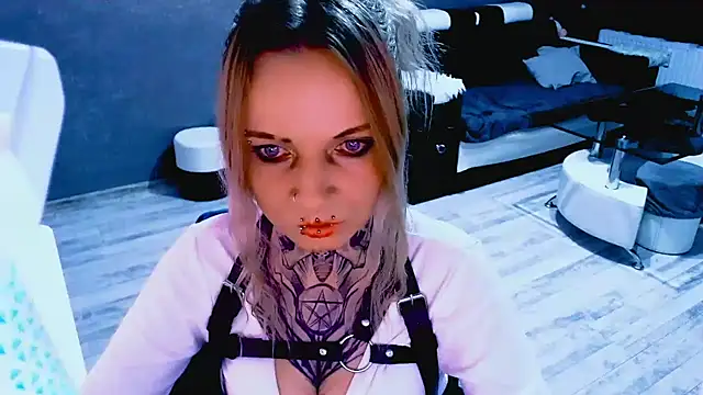 InesGold online show from February 2026 09:20:02 PM