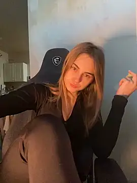 GraceTorrez online show from January 2025 02:02:02 PM