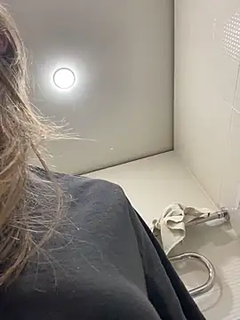 GraceTorrez online show from February 2025 11:06:01 PM