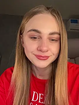 GraceTorrez online show from December 2025 09:43:02 PM