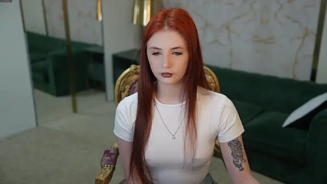 Snapshot of Torii_054 chatting on September 2025 06:18:01 AM Torii 054 online show from September 2025 06:18:01 AM