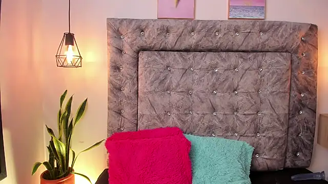 sweet abby1 online show from March 2025 03:31:01 PM