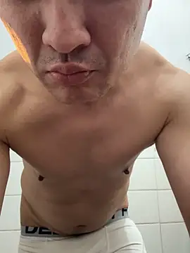 ryan107108 online show from February 2026 01:58:01 PM