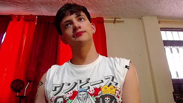 Snapshot of GabyThoms chatting on January 2025 06:36:02 PM GabyThoms online show from January 2025 06:36:02 PM