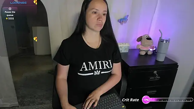 milysauria1 online show from May 2026 12:34:01 PM