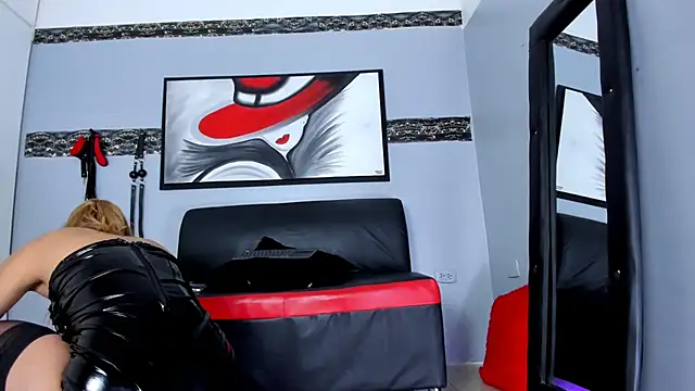 Snapshot of KateStone chatting on March 2025 01:06:01 AM KateStone online show from March 2025 01:06:01 AM