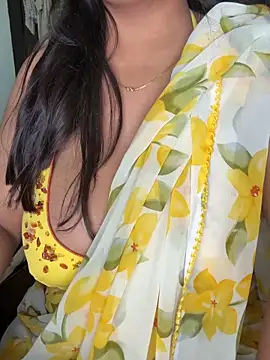 Snapshot of Sexy_Evelynn chatting on March 2026 05:02:02 AM Sexy Evelynn online show from March 2026 05:02:02 AM