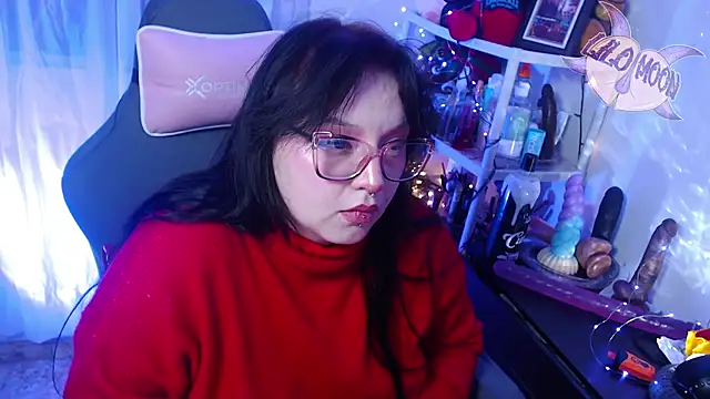 Snapshot of LiloMoon69 chatting on February 2025 06:56:02 AM LiloMoon69 online show from February 2025 06:56:02 AM