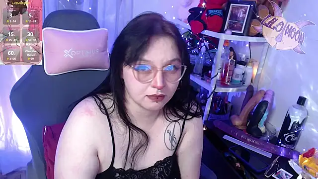 Snapshot of LiloMoon69 chatting on February 2025 03:57:02 AM LiloMoon69 online show from February 2025 03:57:02 AM