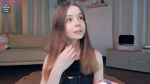 DominikaElis online show from April 2026 07:49:01 PM