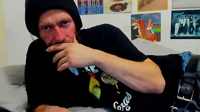 cloudyystar666 online show from February 2026 06:01:02 AM