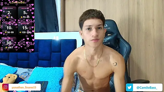  CamiloBass online show from October 2025 09:01:01 PM