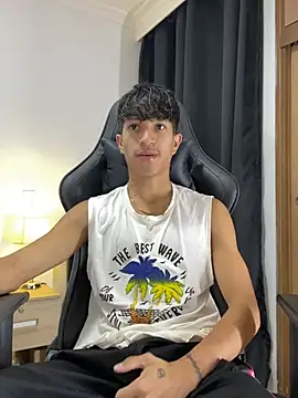  CamiloBass online show from May 2026 07:09:01 PM