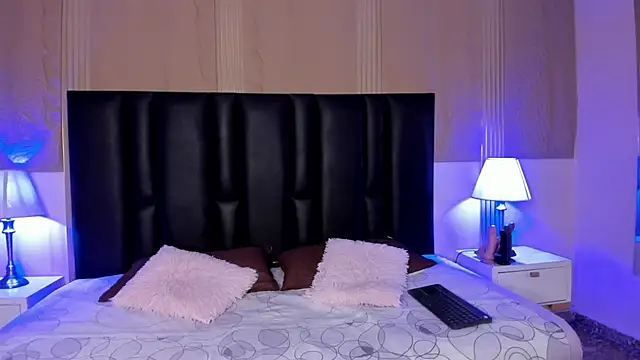 Milf meli online show from December 2025 07:12:02 PM