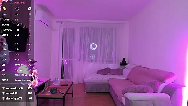 Snapshot of GabrielaLove_ chatting on February 2025 03:02:02 AM GabrielaLove online show from February 2025 03:02:02 AM