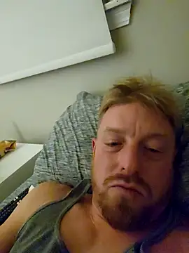 Snapshot of jayzonblow chatting on October 2025 04:20:02 AM jayzonblow online show from October 2025 04:20:02 AM