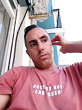 Snapshot of HELL_FIRE chatting on February 2025 02:26:01 PM HELL FIRE online show from February 2025 02:26:01 PM
