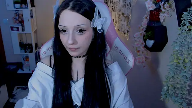 Snapshot of hikmurr chatting on December 2024 07:54:02 PM hikmurr online show from December 2024 07:54:02 PM