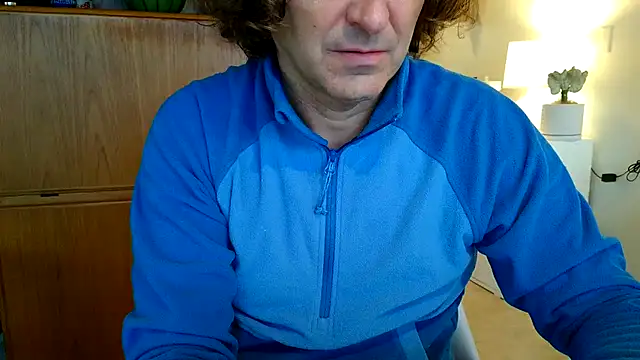 Snapshot of costanza7070 chatting on March 2025 01:16:02 AM costanza7070 online show from March 2025 01:16:02 AM