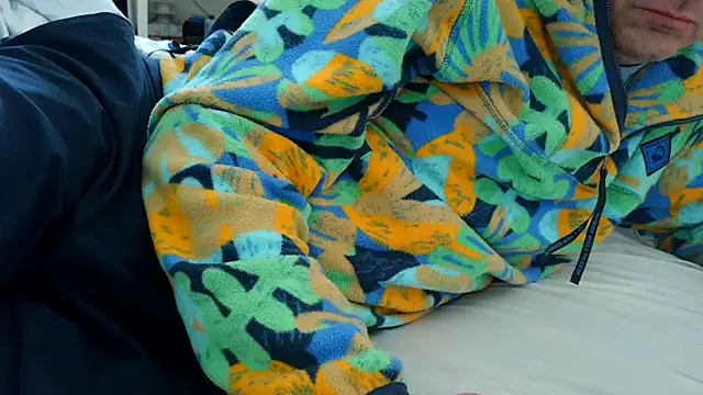 Snapshot of costanza7070 chatting on March 2025 04:37:02 PM costanza7070 online show from March 2025 04:37:02 PM