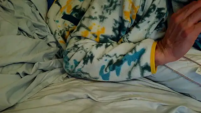 Snapshot of costanza7070 chatting on March 2025 10:28:02 AM costanza7070 online show from March 2025 10:28:02 AM